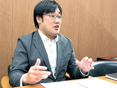 人事部人事課 和泉克吉氏