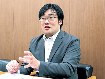 人事部人事課 和泉克吉氏