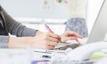 シフト表を自動作成しよう!効率的な人員配置ができるツール8選