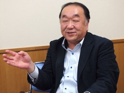 施設長の桑原 隆俊氏