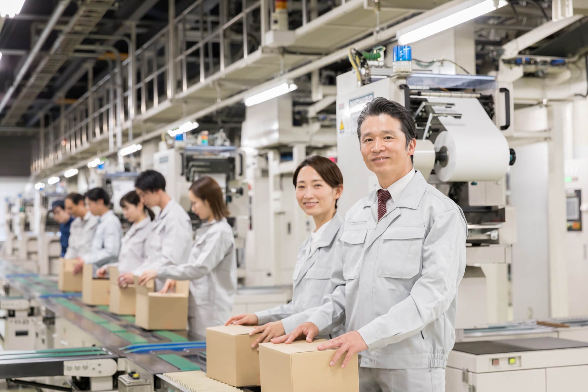 工場のシフト管理の方法とは 勤務タイプ別の特徴と運用のコツ 勤務シフト作成 シフト管理 お助けマン のコラム 工場のシフト管理の方法とは 勤務タイプ別の特徴と運用のコツ 勤務シフト作成 シフト管理 お助けマン のコラム